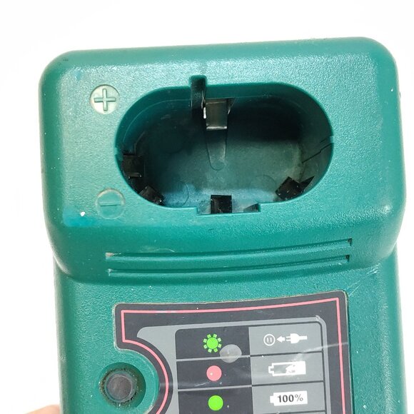 Makita DC1414 7.2v - 14.4v NiCd Tool Battery Charger Power Cord Compact Durable - Picture 6 of 6